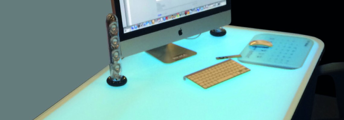 Licht- und Beleuchtungstechnik, LED-Lichtfelder PPM100, Schreibtisch