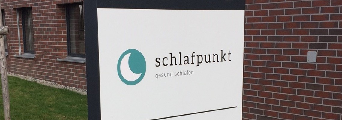 Schildersystem, Leit- und Orientierungssystem, VERONA Stele für den Aussenbereich