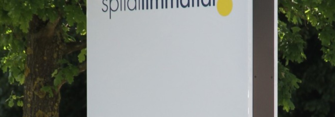 Signaletik, Stelen & Pylone, Flachpylon ALU-line